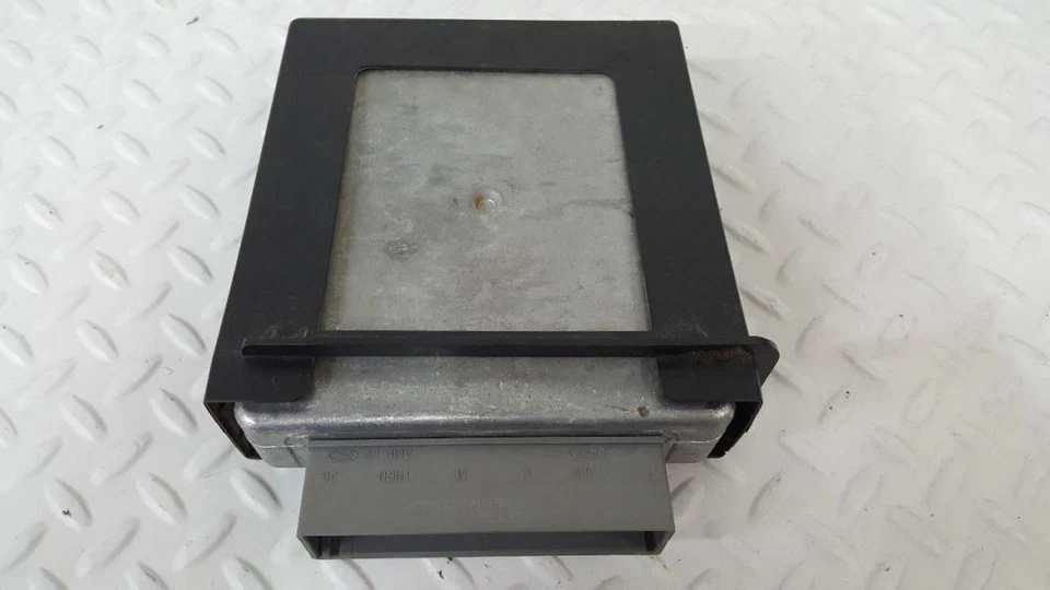 Módulo de controle de motor Ford F250SD XL 2000 10-415 - Imagem 2 de 4