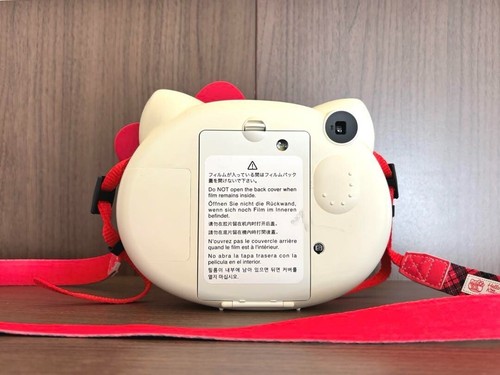 Sanrio Hello kitty Fujifilm Instax Mini Instant Film Camera CHEKI Red Used - Picture 2 of 5