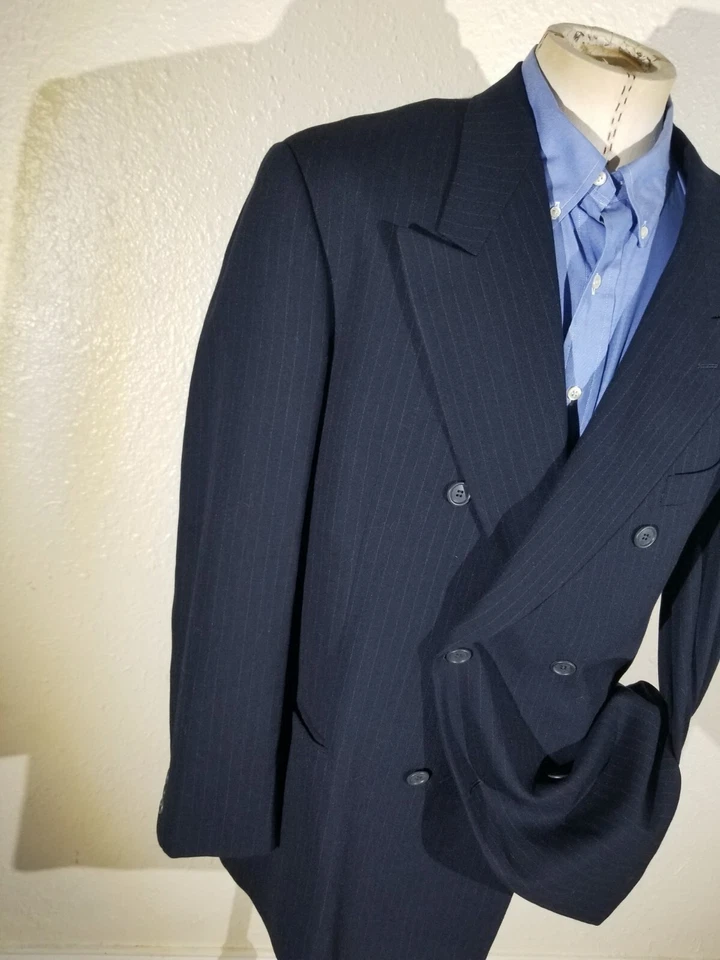Jaqueta terno Armani estilo máfia giz lapela larga peito duplo 46L calça 40 x34 - Imagem 3 de 4
