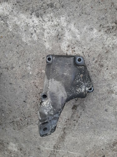 Audi A6 4B A4 B5 Halter Träger Motorhalter Motorstütze 8D0199307 Links