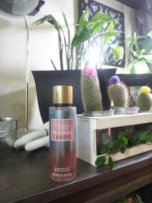 #ad New Victoria#x27;s Secret Pure Seduction Splash Discontinued Limited Edition 8.4 Oz $10.00