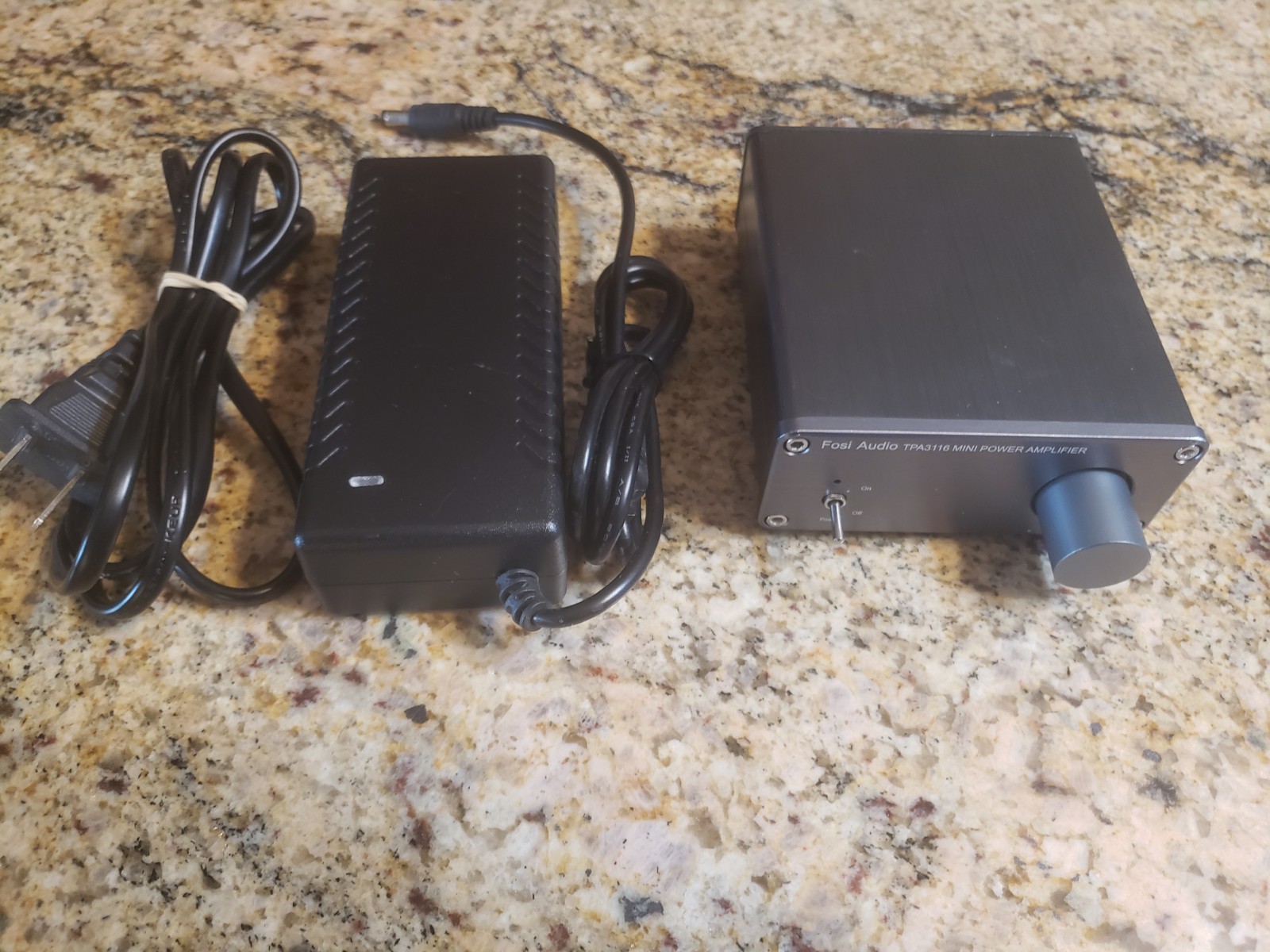 Fosi Audio TB10A TPA3116 Mini Stereo Amplifier - W / Power Cord