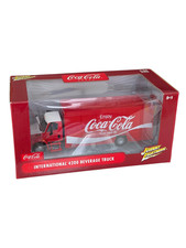 Johnny Lightning Coca Cola International 4200 Beverage Truck 1:24 Scale Diecast