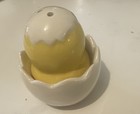 Vintage Chick in shell Nesting 3.25" TALL salt & pepper shaker set — photo 7