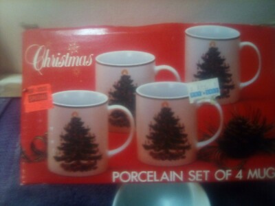 Vintage Pay & Save   Set 4 Japanese Porcelain Christmas Tree Mugs