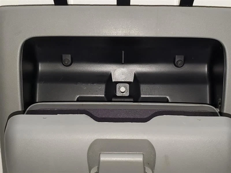 2008 Toyota Tacoma Overhead Roof Console with Lamp and Storage Compartment OEM  - Image 4 of 4