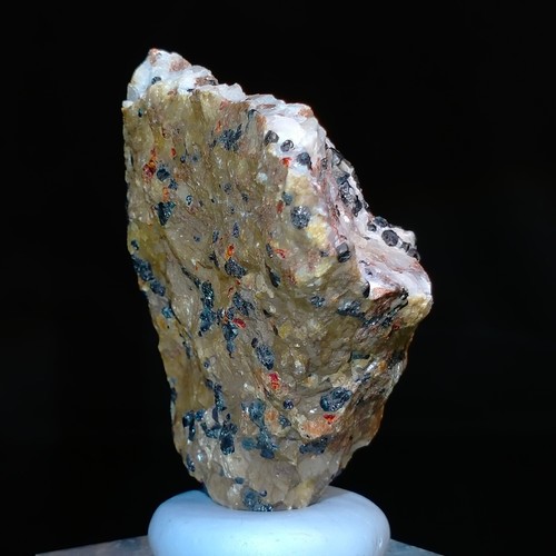 Fluorescent Willemite Calcite w/ Franklinite Zincite Tephroite specimen 611ct - Picture 5 of 9