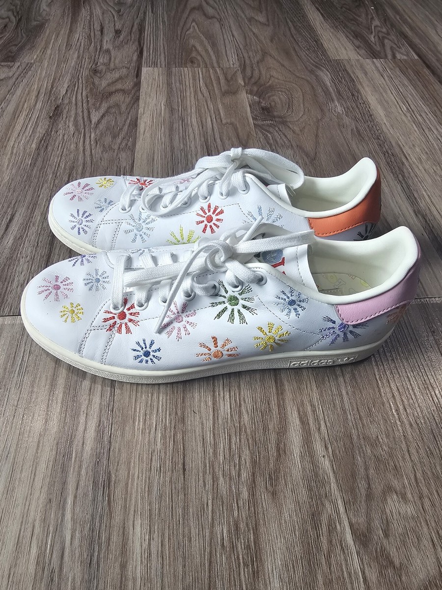 adidas Stan Smith Pride Love Unites LGBTQ Retro Sneakers  display picture 1