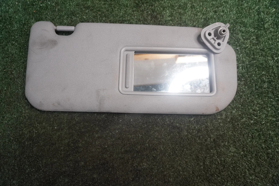 Parasol Hyundai Tucson 2012 2013 2014 lado del pasajero OEM 1 pieza 852102S570MCH Foto 2 de 3