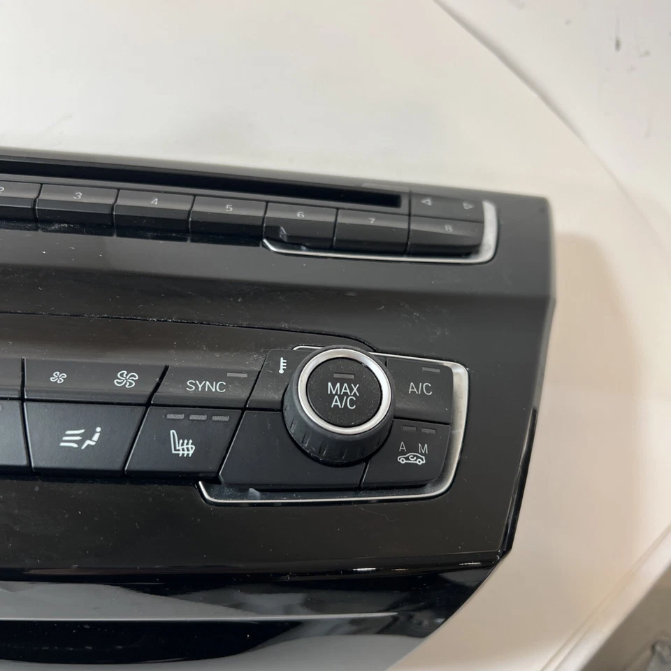 BMW X1 2017 calefacción delantera aire acondicionado temperatura panel de control climático 9371456 OEM Foto 3 de 4