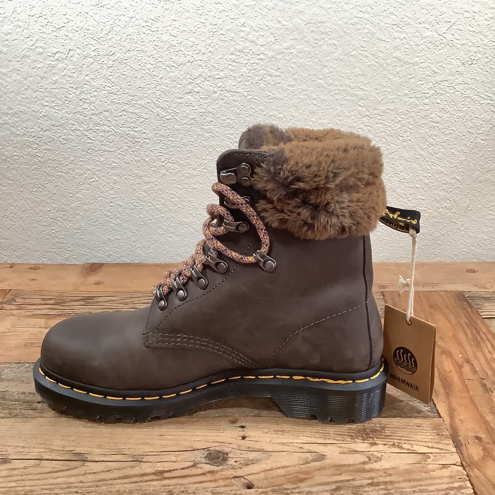 Doc Martens 1460 Serena Collar Women's Boots Size 8 Brown Faux Fur Rare New image 4