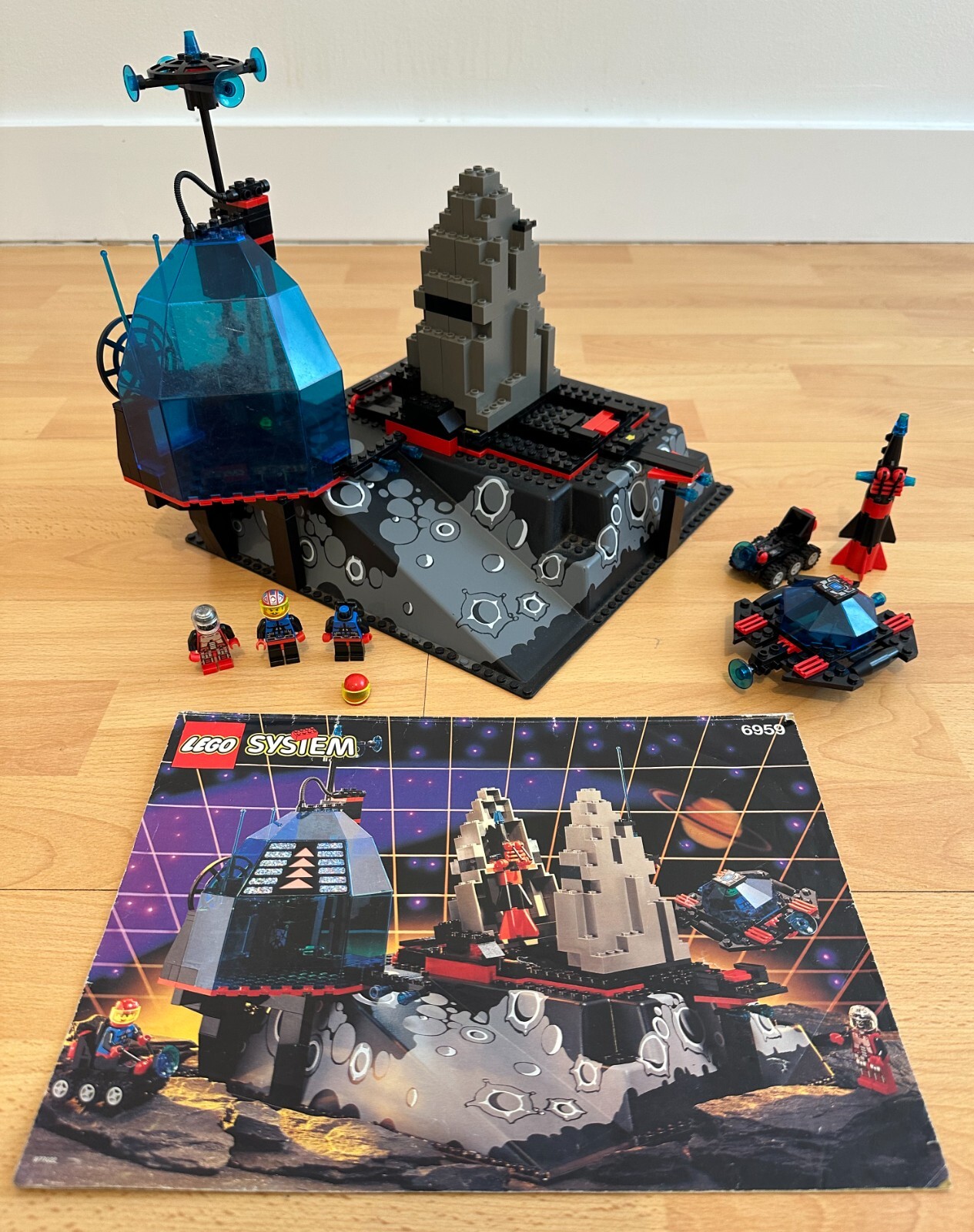 LEGO 6959 - LUNAR LAUNCH SITE - INSTRUCTIONS - INCOMPLETE
