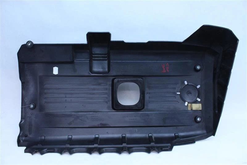 PLASTIC ENGINE COVER BMW 328i 2009 09 1129994 — 第 2/4 张图片