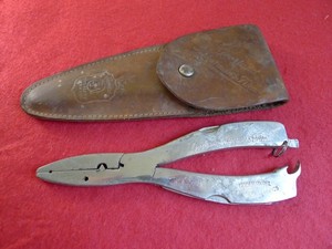 Overland Fishermans Friend Fishing Multi-Tool 151 Leather Sheath Germany