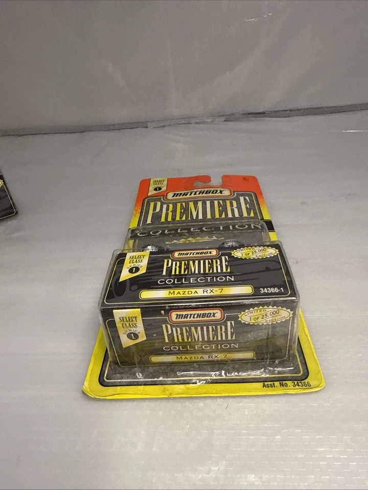 Nuevo Matchbox Premiere Collection 1995 Mazda RX-7 y Chevy 1957 1 de 25 k lote de 2 Foto 4 de 4