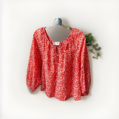 Universal Thread Large Long Sleeve Floral V Top