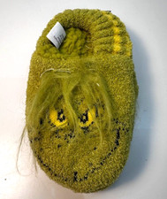 Dr. Seuss Grinch Chenille Plush Slippers Youth Size S/M 8-12 BNWT