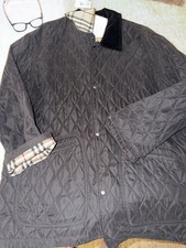 Burberry London Black Quilted Mid-Length Jack...