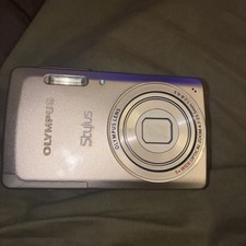 Olympus Stylus 5010 14mp 5x Optical Zoom Digital Camera