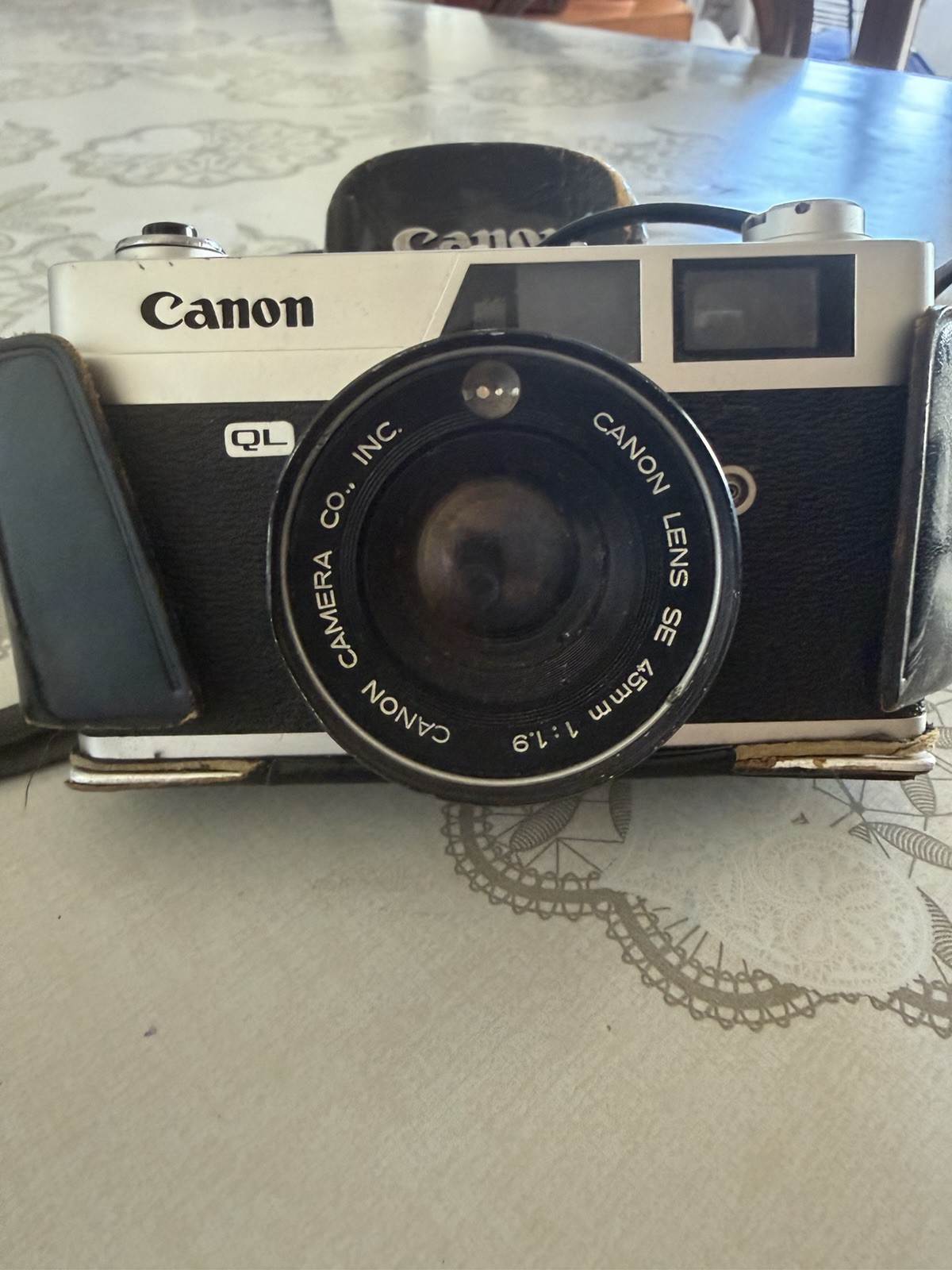 Canon Canonet QL19 telemetro 35mm obiettivo 45mm f/1.9 argento/nero custodia
