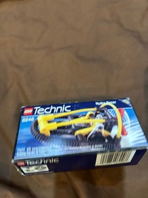 UNOPENED LEGO TECHNIC TECH PLAY HYDRO RACER 46PCS #8246 (1999) damaged box