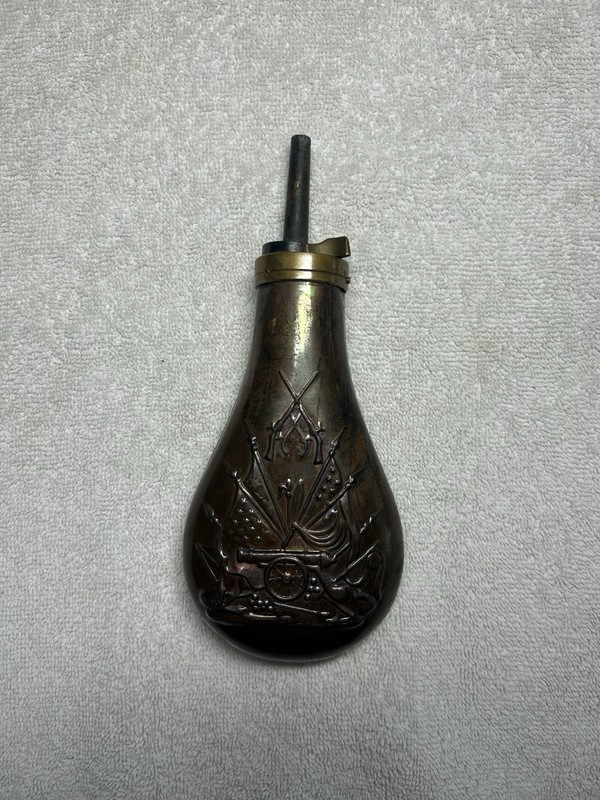 Vintage Embossed Copper Brass Gun Powder Flask Cannon Crossed Rifles Made Italy