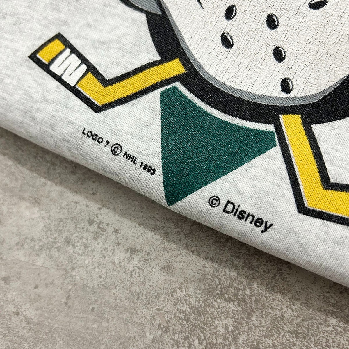 VTG 90s NHL MIGHTY DUCKS LOGO 7 HOODIE SWEATSHIRT 1993 DISNEY SIZE