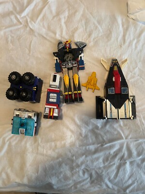 Vintage Trinder g7 shuttle,Daitarn robot,Dynaman 80s robot parts sold as seen!!!