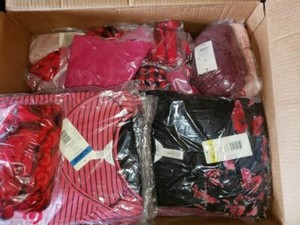 wholesale women's clothes and shoes