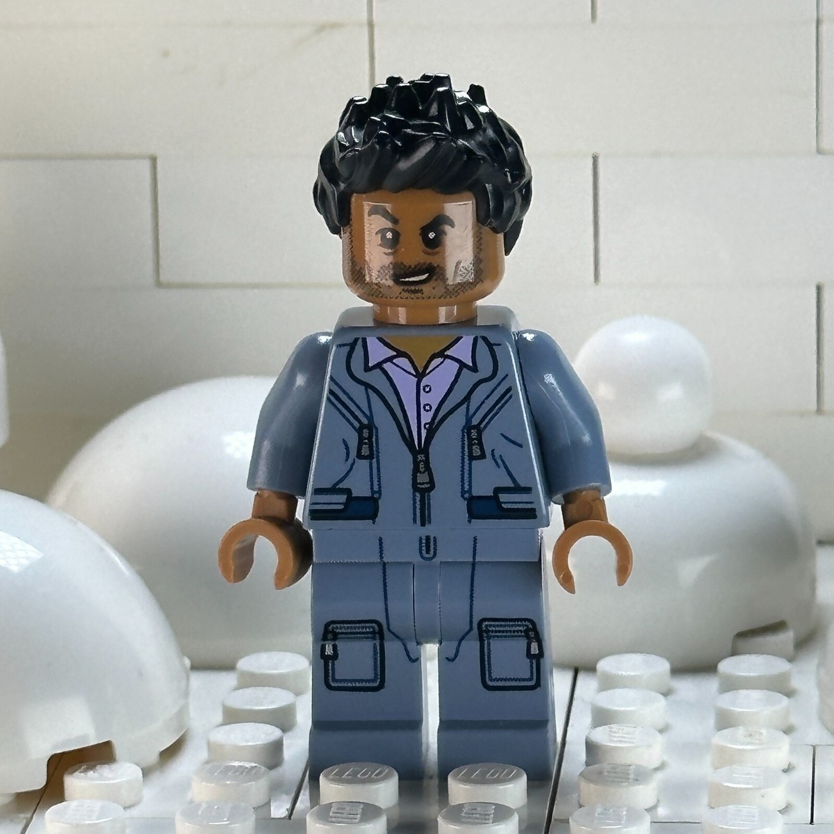LEGO Jurassic World Minifigure Simon Masrani Sand Blue Jumper jw003