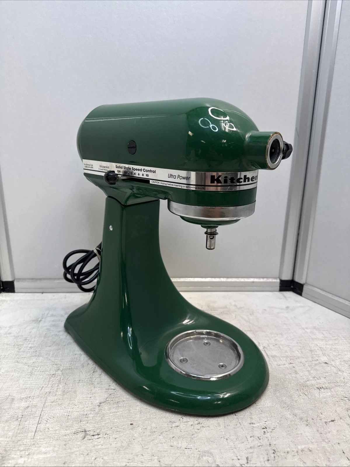 KitchenAid Green KSM90 300W 4.5qt. Ultra Power Stand Mixer Only No Accessories
Opens in a new window