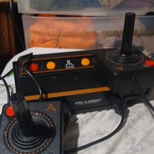 Atari Flashback Atari 2600 Plug & Play Consol...