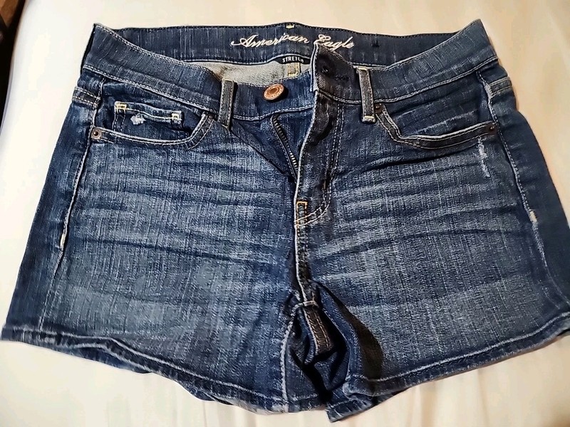 American Eagle Outfitters Jean Shorts Size 0 Stretch Blue Wash Euc