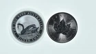 Lot 2 1 Oz Silver Rounds 2017 Australia 1 Dollar - 2022 Canada 5 Dollars *105