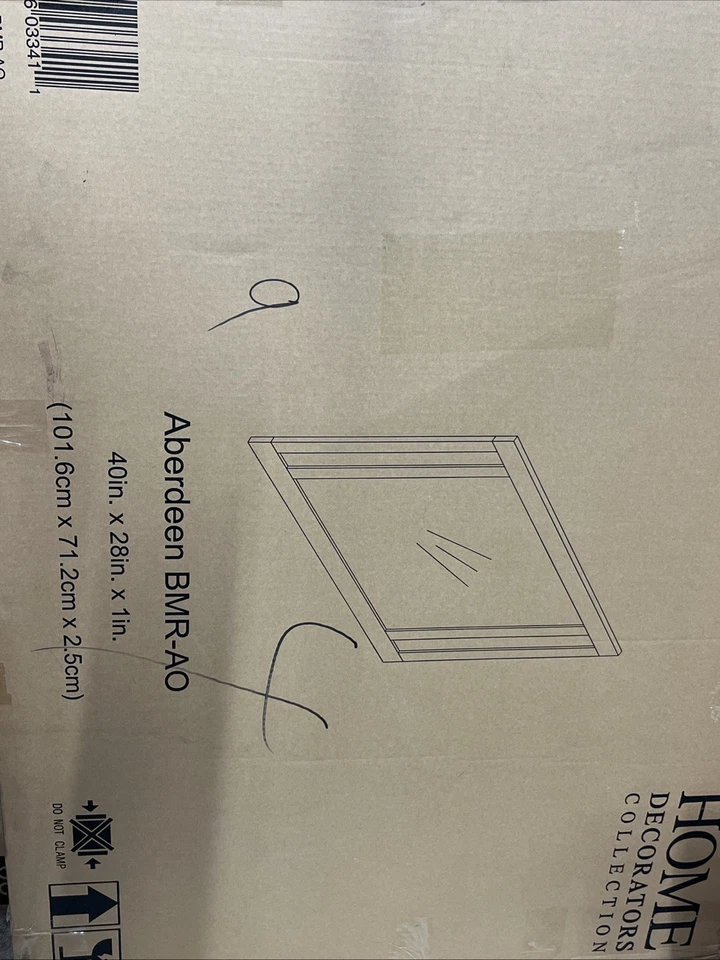 Aberdeen 28 in. W X 40 in. Tocador de baño con marco rectangular H para montaje en pared Foto 3 de 4