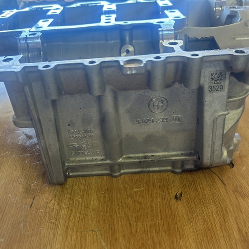 2021 BMW S1000RR CRANKCASE ENGINE BLOCK CASE UPPER LOWER MOTOR - Picture 17 of 24