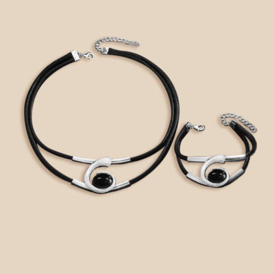 Adjustable necklace set is a daily elegant choice
