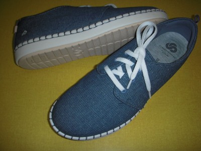 clarks step glow lace