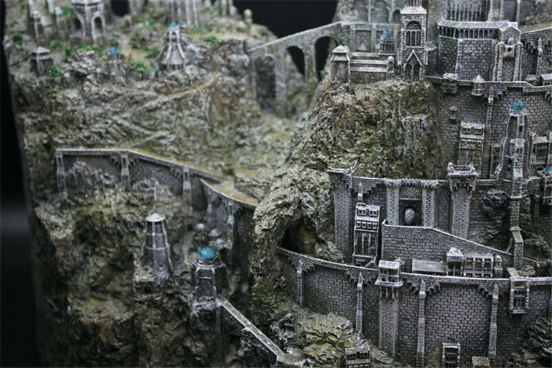 The Lord of The Rings The Capital Of Gondor Minas Tirith Resin Model Statue  COS