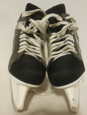 CCM POWERLINE 500 YOUTH HOCKEY SKATES SIZE 13J