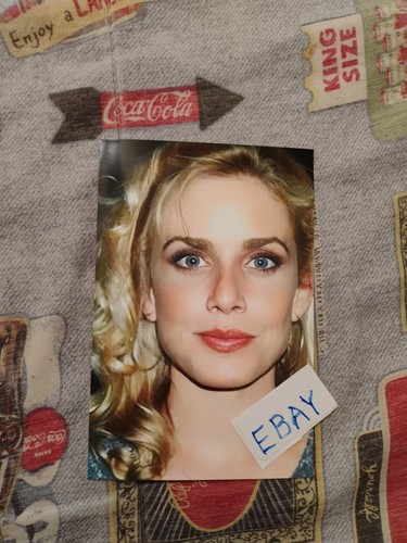 DANA PLATO, SCHÖNE SCHAUSPIELERIN, GLÄNZENDE FARBE, 4X6 FOTO BRANDNEU