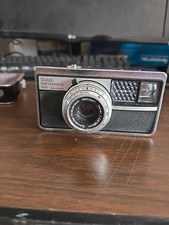 VTG Kodak Instamatic 500 in Case 126 Cartridge Camera SCHNEIDER XENAR 38MM LENS