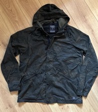 Neu mit Etikett Abercrombie & Fitch Herren Windbreaker Hoodie Jacke Regenmantel Camouflage Größe M
