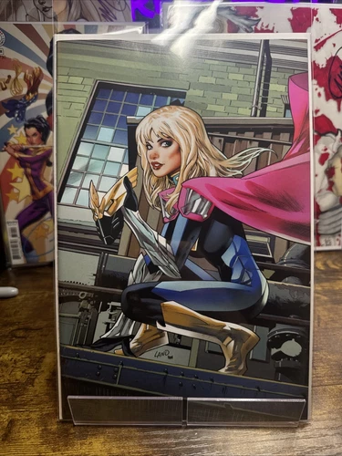 Marvel Spider-Gwen: Gwen-Verse #2 Greg Land Exclusive Virgin Variant
