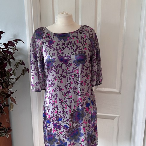 Monsoon Shift Dress Size 10 Silk Satin Purple Pink Floral Knee Length Stunning - Picture 8 of 16