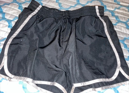 ***Girls C9 By Champion Black And White Running Shorts Size 14/16 - Picture 1 of 4