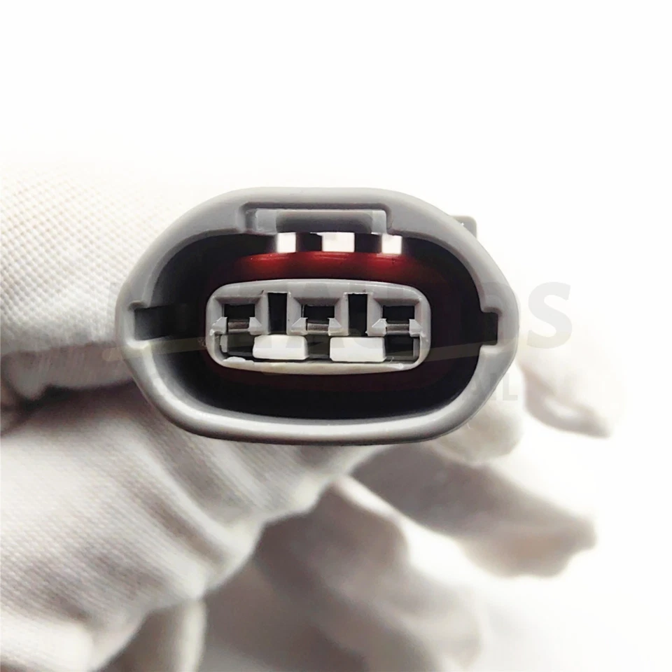 Reparación de conector de alternador de 3 cables para Land Rover LR3 V8 4,4 L 2005-2009 Foto 2 de 4