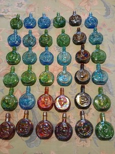 WHEATON COLLECTOR'S GLASS DECANTERS PRESIDENTS OF SET OF 36