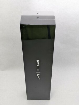 Apple Watch Nike 44mm Series 6 Space Gray Aluminum Case Apple Watch Nike 44mm Series 6 Space Gray Aluminum Case