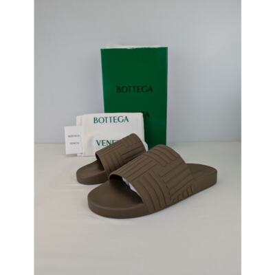Bottega Veneta Green Rubber Carpet Slides Bottega Veneta - Carpet Embossed Rubber Slides - Green  main image 4